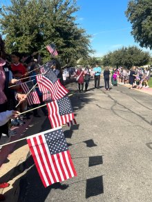 Middle School Honors Veterans 