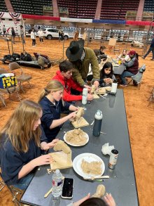 FWSSR Art Contest Winners Attend Workshop