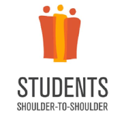 Students Shoulder-to-Shoulder Summer 2022 Programming